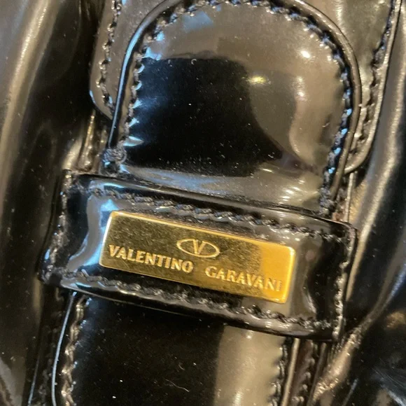 Valentino Garavani Black Patent Leather Braided Handle Shoulder Bag Tote w/ wear - Picture 8 of 16